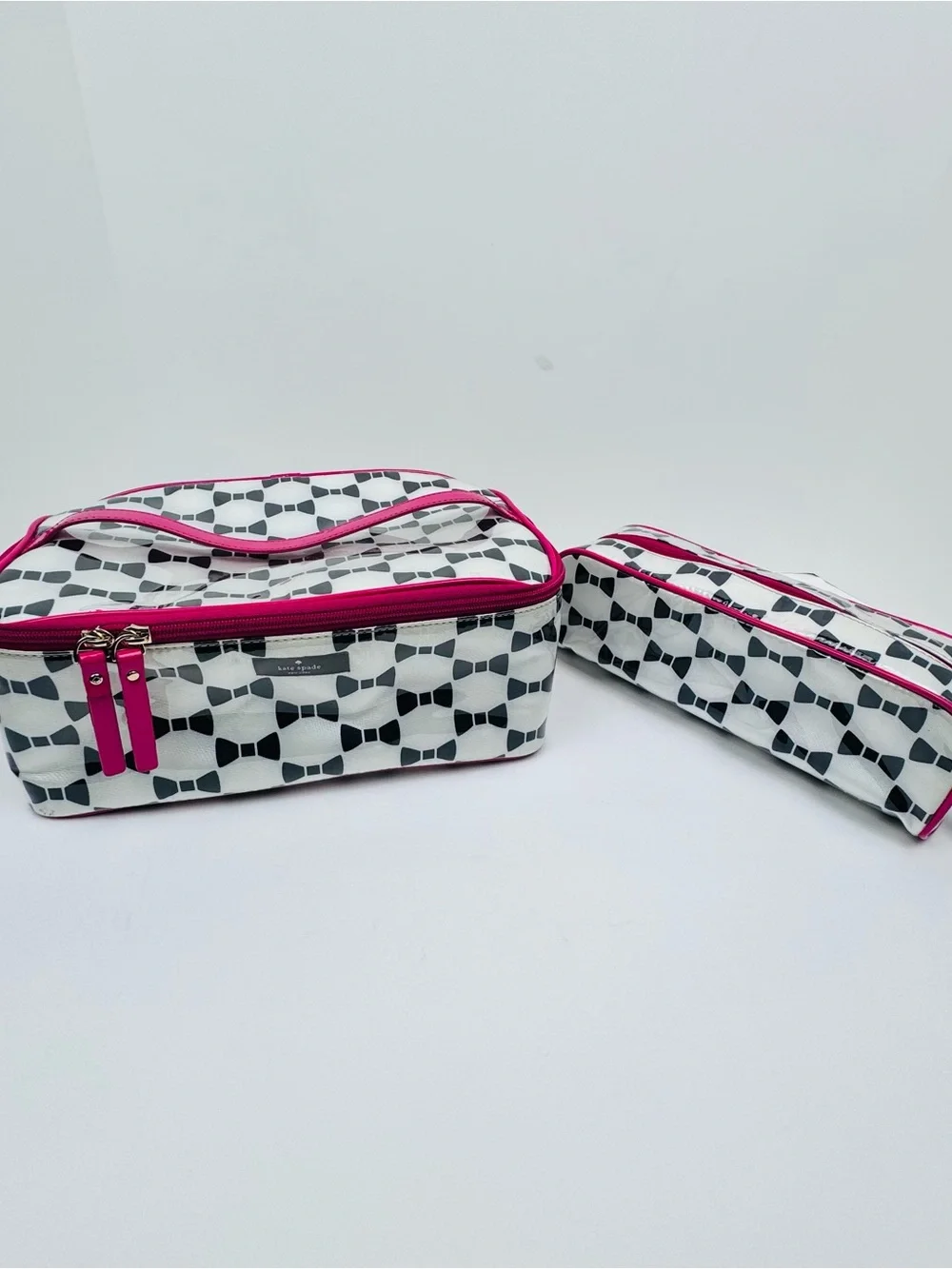 Kate Spade 2 piece set Whitehall Court Colin Make-Up Cosmetics Travel Bags.